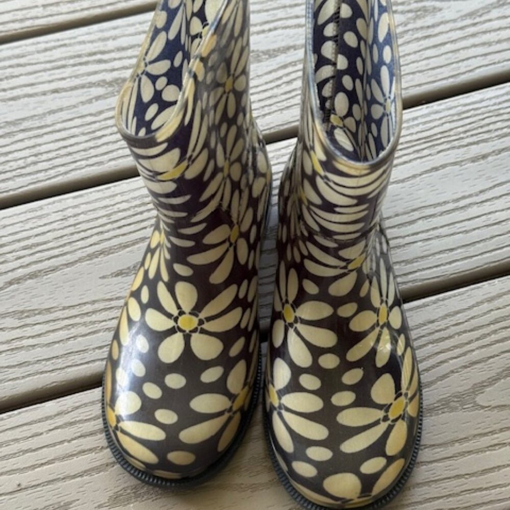 Gymboree Rain and Mud Boots for Kids - Size 2